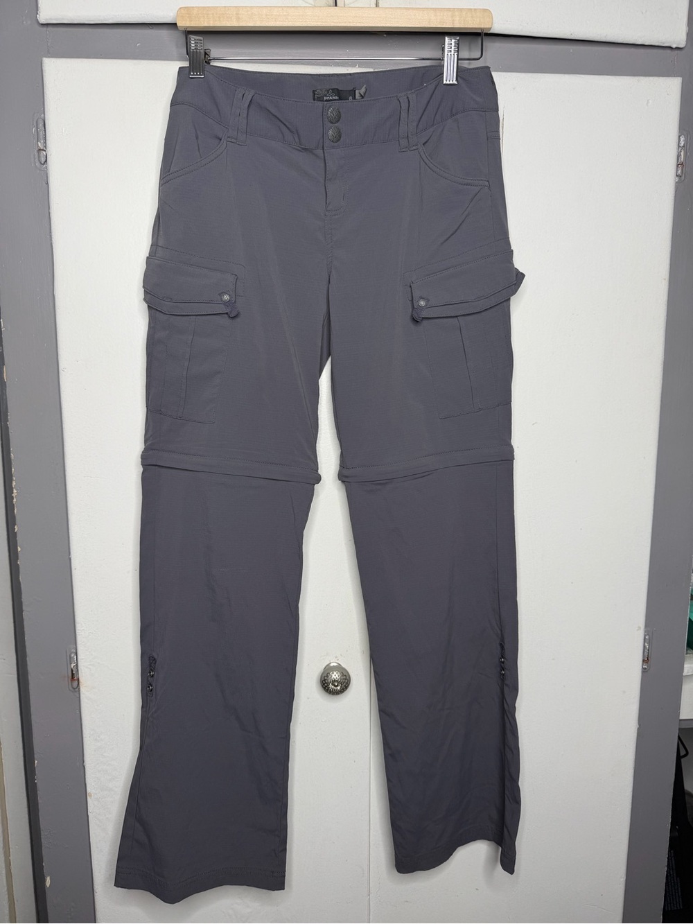 prAna women Sage Convertible Pant size 6 dark gray roll up hiking outdoor